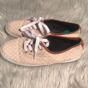 Great condition Tommy Hilfiger shoes